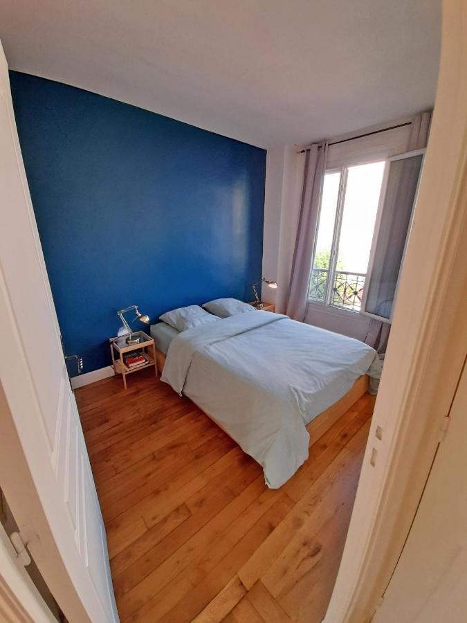 דירות קלישי Tres Beau 2P Avec Vaste Sejour Ensoleille - A 50 M Du Metro Du Marche Et De La Mairie מראה חיצוני תמונה