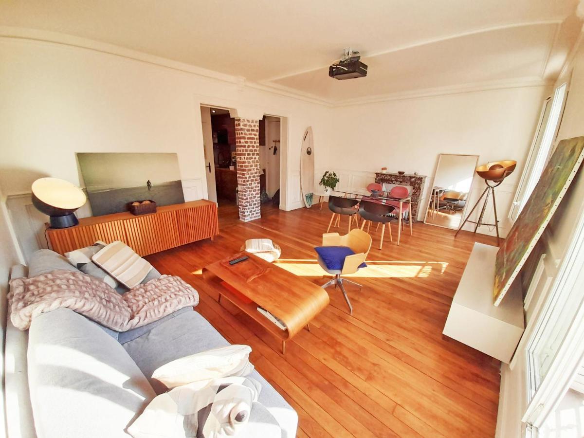 דירות קלישי Tres Beau 2P Avec Vaste Sejour Ensoleille - A 50 M Du Metro Du Marche Et De La Mairie מראה חיצוני תמונה