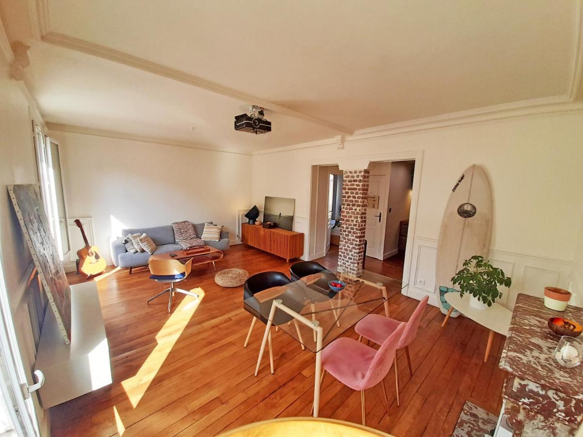 דירות קלישי Tres Beau 2P Avec Vaste Sejour Ensoleille - A 50 M Du Metro Du Marche Et De La Mairie מראה חיצוני תמונה