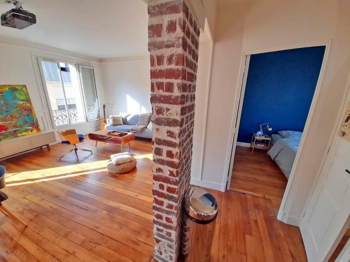דירות קלישי Tres Beau 2P Avec Vaste Sejour Ensoleille - A 50 M Du Metro Du Marche Et De La Mairie מראה חיצוני תמונה